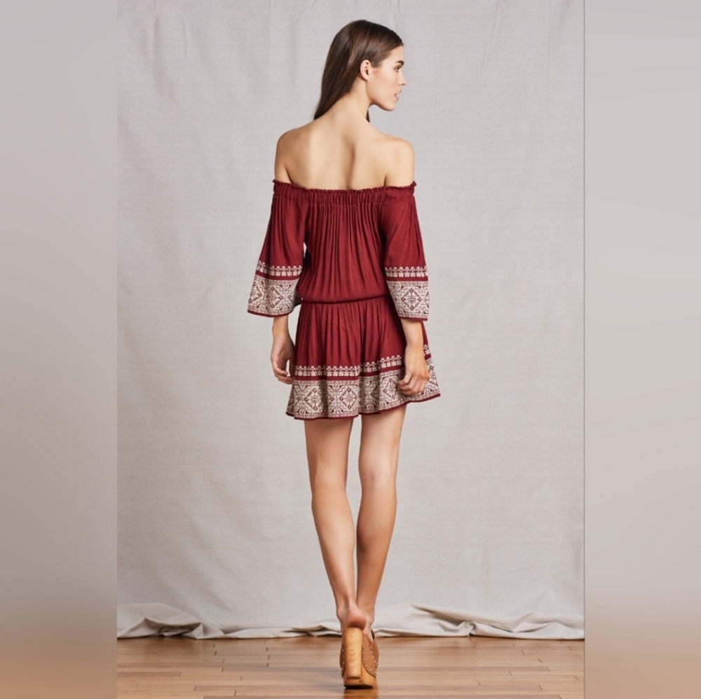 Tularosa Burgundy Red Fiona Off Shoulder Embroidered Mini Dress Size Medium M - Picture 2 of 11